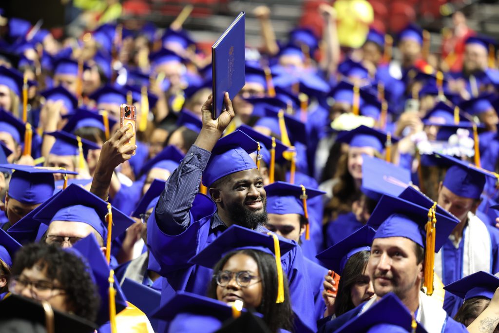 Commencement AM 2026rc 338 1024x683